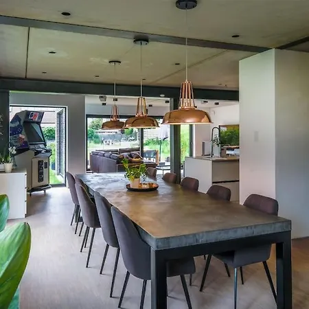 Villa Spacious Family 10 Min From Downtown *
