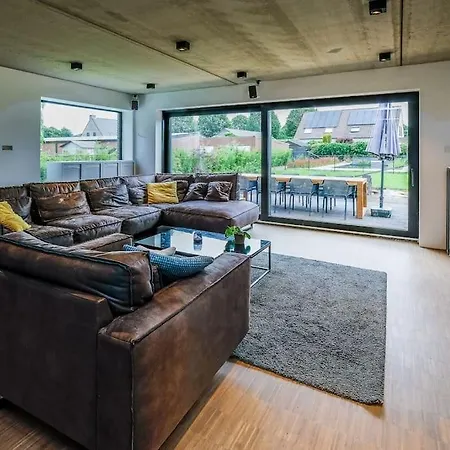 Spacious Family 10 Min From Downtown *